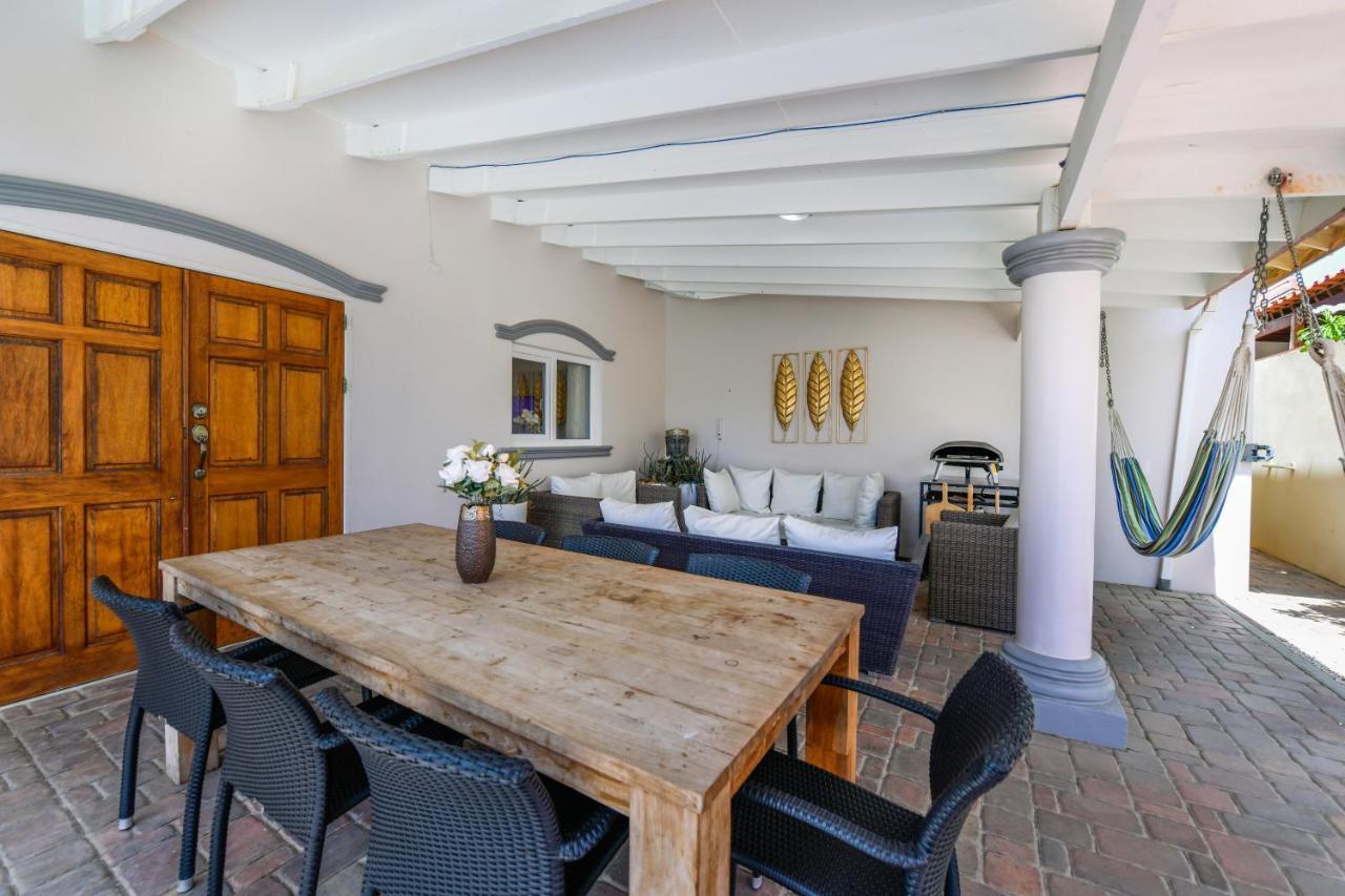 Villa Swiss Paradise With Private Pool Palm Beach Extérieur photo