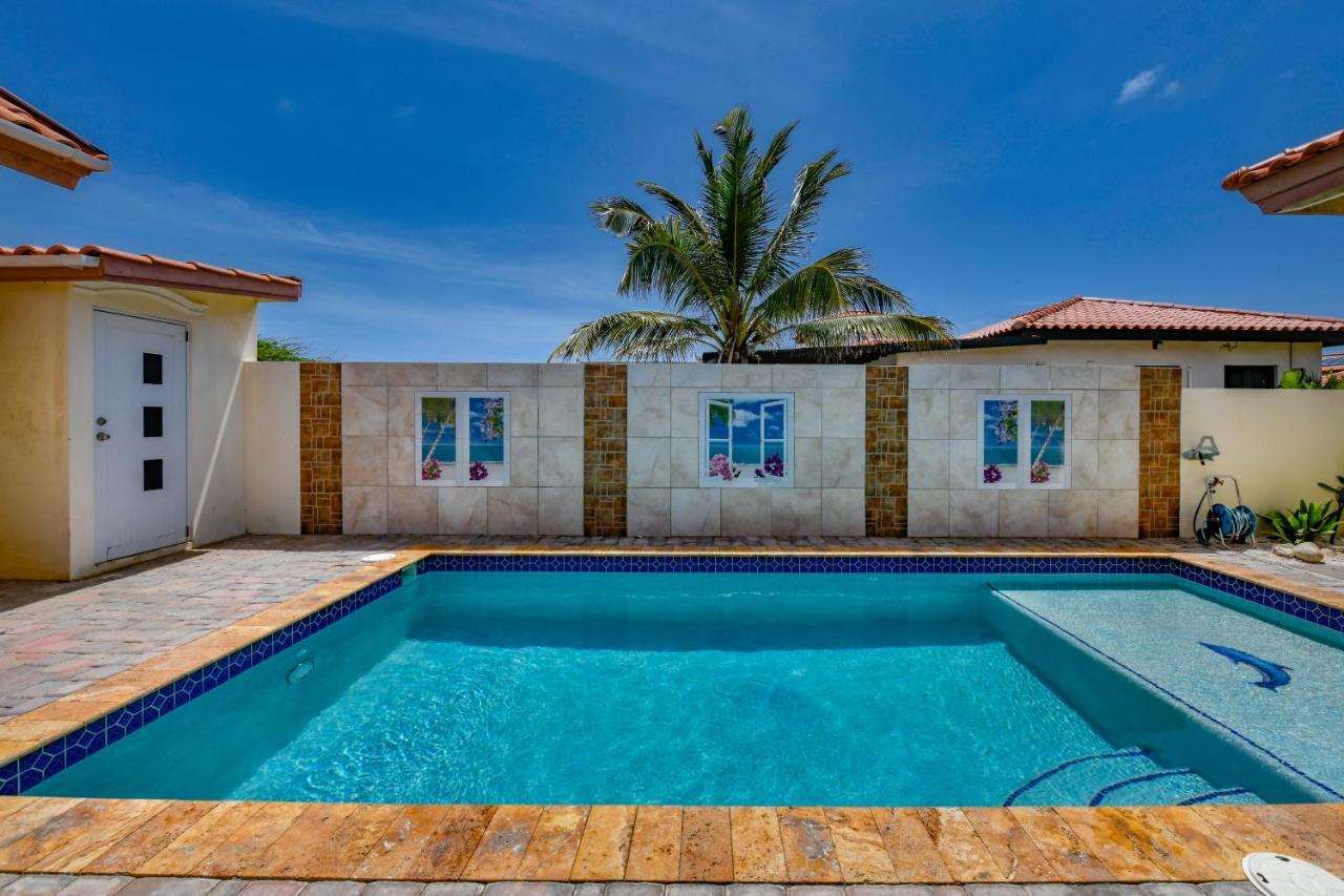 Villa Swiss Paradise With Private Pool Palm Beach Extérieur photo