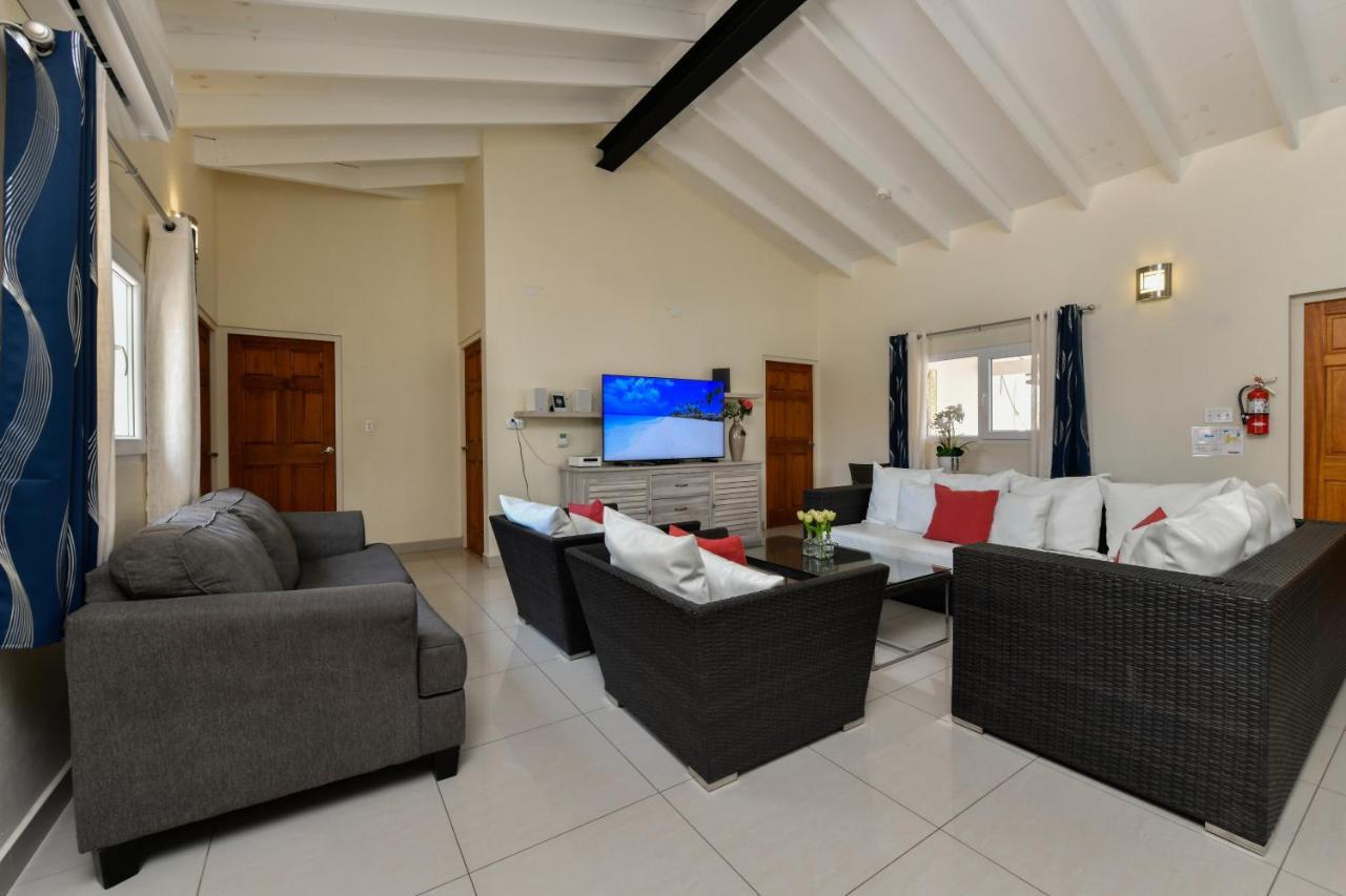 Villa Swiss Paradise With Private Pool Palm Beach Extérieur photo